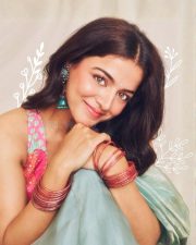 Rakt Brahmand The Bloody Kingdom Actress Wamiqa Gabbi in a Sleeveless Floral V Neck Blouse and Light Saree Photos 03