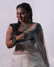 Samvrutha Sunil Hot Rain Photos