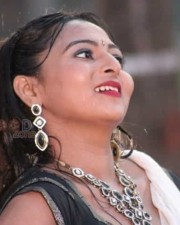 Samvrutha Sunil Hot Rain Photos