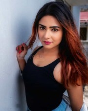 Savaari Actress Priyanka Sharma Glam Photoshoot Pictures