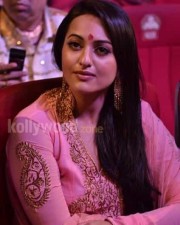 Sexy Sonakshi Photos