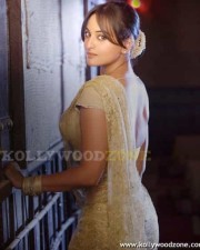 Sexy Sonakshi Sinha Stills