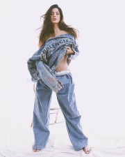 Shanaya Kapoor Denim Photoshoot Pictures 05 Shanaya Kapoor Denim Photoshoot Pictures 05
