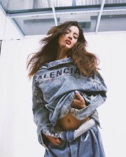 Shanaya Kapoor Denim Photoshoot Pictures 09 Shanaya Kapoor Denim Photoshoot Pictures 09