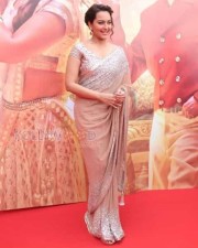 Sonakshi Sinha At Lingaa Audio Launch Pictures