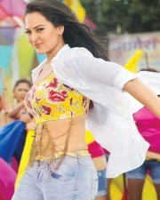 Sonakshi Sinha Hot Pictures