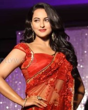 Sonakshi Sinha Hot Pictures