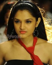 South Indian Actress Tara Alisha Sexy Photos