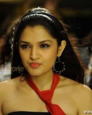 South Indian Actress Tara Alisha Sexy Photos