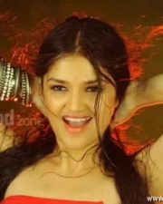 Tara Alisha Hot Pictures