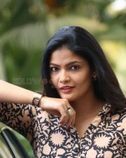 Telugu Actress Kalpika Ganesh Pictures At Sita On The Road Movie Trailer Launch