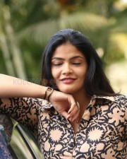 Telugu Actress Kalpika Ganesh Pictures At Sita On The Road Movie Trailer Launch