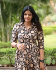 Telugu Actress Kalpika Ganesh Pictures At Sita On The Road Movie Trailer Launch