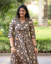 Telugu Actress Kalpika Ganesh Pictures At Sita On The Road Movie Trailer Launch