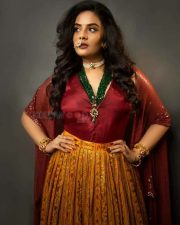 Telugu Anchor Sreemukhi Diwali Photos 04