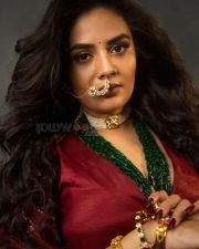 Telugu Anchor Sreemukhi Diwali Photos 05