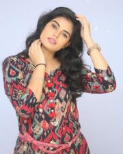 Actress Cairvee Thakkar At Malli Malli Chusa Trailer Launch Photos