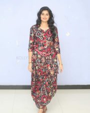Actress Cairvee Thakkar At Malli Malli Chusa Trailer Launch Photos