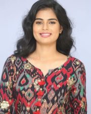 Actress Cairvee Thakkar At Malli Malli Chusa Trailer Launch Photos