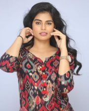 Actress Cairvee Thakkar At Malli Malli Chusa Trailer Launch Photos