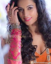 Actress Disha Photos