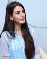 Actress Farah Pictures