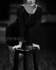 Actress Farrah Photos