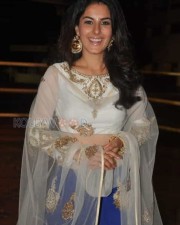 Actress Isha Talwar New Photos