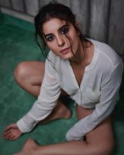 Actress Isha Talwar Sexy Photos