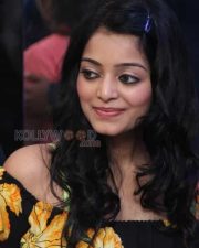 Actress Janani Iyer New Stills