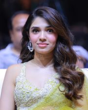 Actress Krithi Shetty at the Grand Pre Release Event of Vaa Vaathiyaar Photos 13