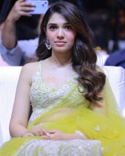 Actress Krithi Shetty at the Grand Pre Release Event of Vaa Vaathiyaar Photos 14