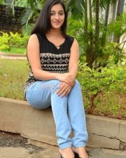 Actress Mouryani New Pictures
