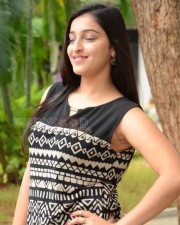 Actress Mouryani New Pictures