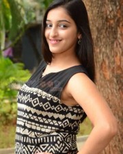 Actress Mouryani New Pictures