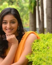 Actress Mouryani Photos