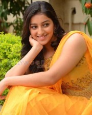 Actress Mouryani Photos