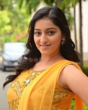Actress Mouryani Photos