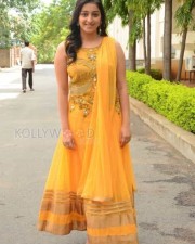 Actress Mouryani Photos
