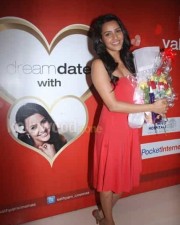 Actress Priya Anand Sexy Pictures