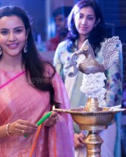 Actress Priya Anand Wins Dindigul Thalappakatti Super Women Awards Photos