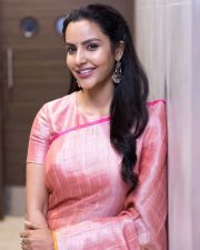 Actress Priya Anand Wins Dindigul Thalappakatti Super Women Awards Photos