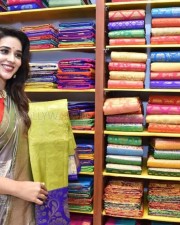 Actress Priyanka Jawalkar Inaugurated Kanchipuram Grt Silks At Dilsukhnagar Photos