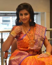 Actress Shamili Jewellry Photoshoot Stills
