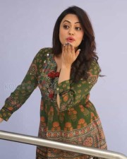 Actress Shruti Sodhi Photos