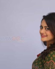 Actress Shruti Sodhi Photos