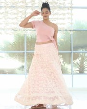 Actress Spandana Palli At Entha Manchivadavura Press Meet Photos