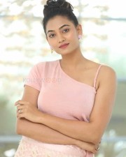 Actress Spandana Palli At Entha Manchivadavura Press Meet Photos