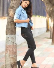 Actress Swathi At Bomma Adirindi Movie Press Meet Stills