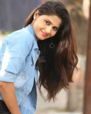 Actress Swathi At Bomma Adirindi Movie Press Meet Stills